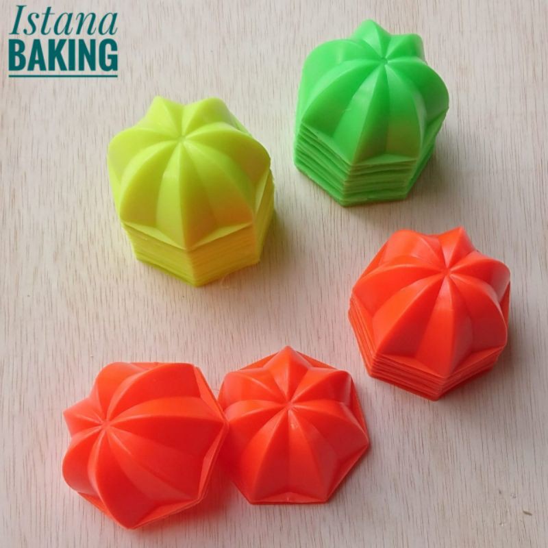 Cetakan bolu sakura belimbing per lusin