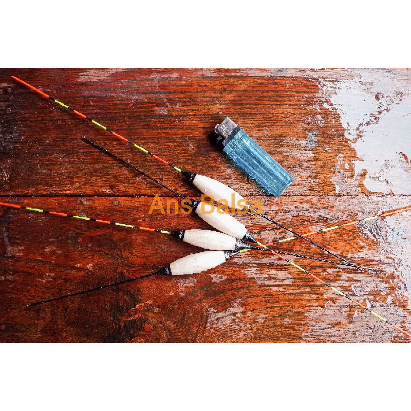 Pelampung/Kumbul/Kambangan Pancing Berbahan Kayu Balsa Ukuran 35 cm.