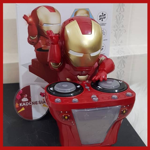 Mainan Avengers Ironman Lampu Musik bisa Jalan