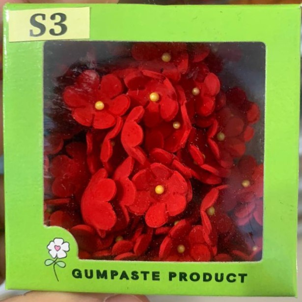 

Gumpaste S3 Bunga 1 Kotak (25gr) Hiasan Fondant Bentuk Flowers
