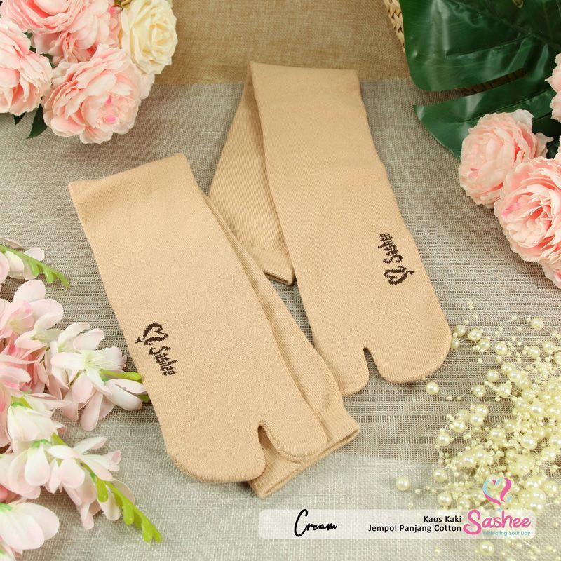 ORIGINAL Kaos Kaki Sashee Jempol Polos Panjang Selutut | Kaos Kaki Sashee Jempol Panjang Katun-Cream