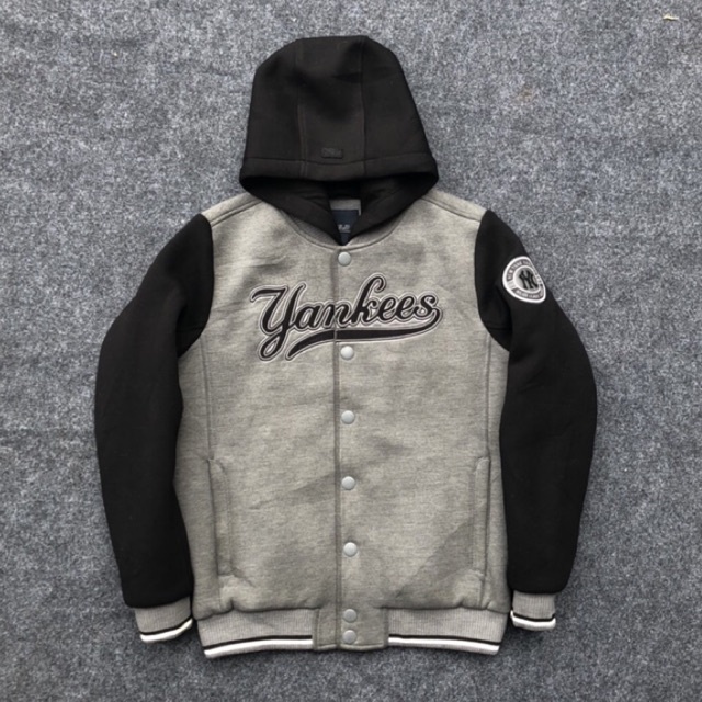 VARSITY MLB YANKEES SECOND DAN BEKAS