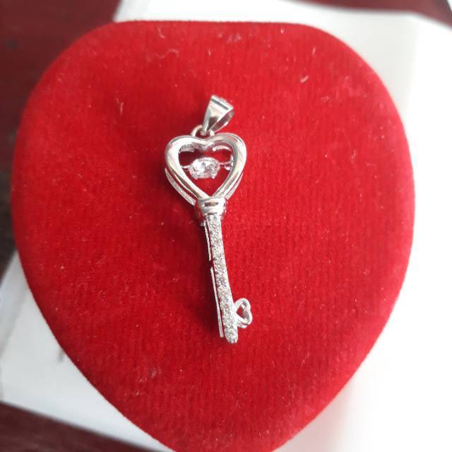 LIONTIN KUNCI DANCING STONE PERAK 925 LAPIS EMAS PUTIH / PERHIASAN SILVER WANITA / PERAK ASLI /LT486