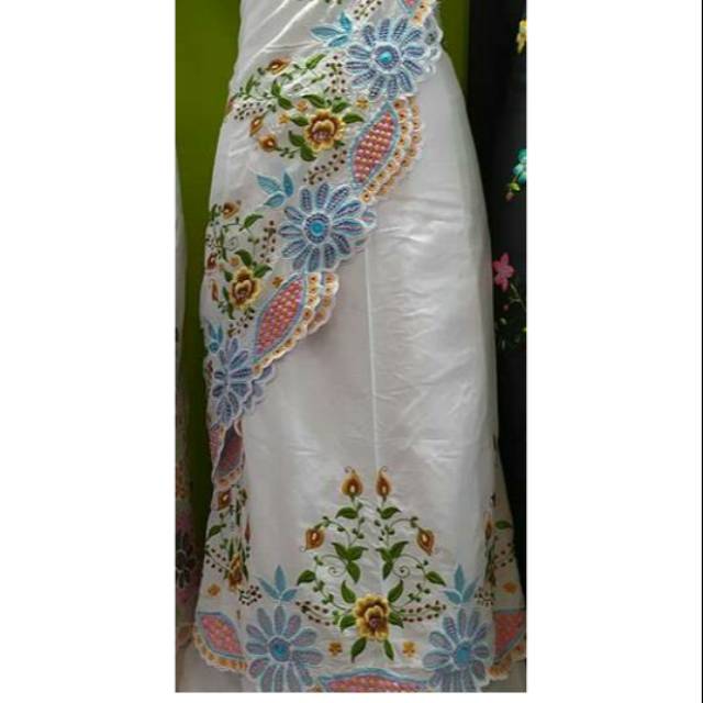 mukena paris kerancang mesin hitam+suji