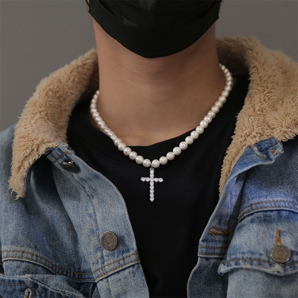 【COD Tangding】Imitation Pearls Chain Vintage Artificial Diamond Cross Pendant Necklace for Women Jewelry Gifts