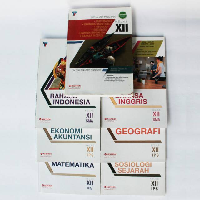 Buku Bimbel Neutron SMA Kelas 12 XII IPS Paket Lengkap