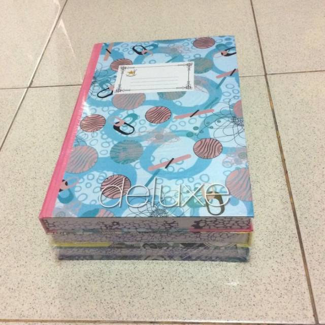 

Buku Folio 300 Lembar Bintang Obor