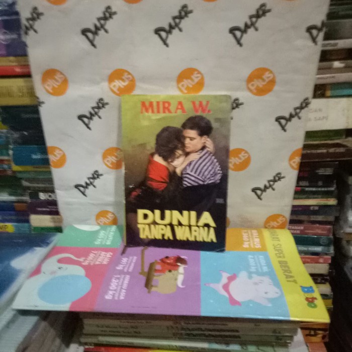 ORI DUNIA TANPA WARNA MIRA W