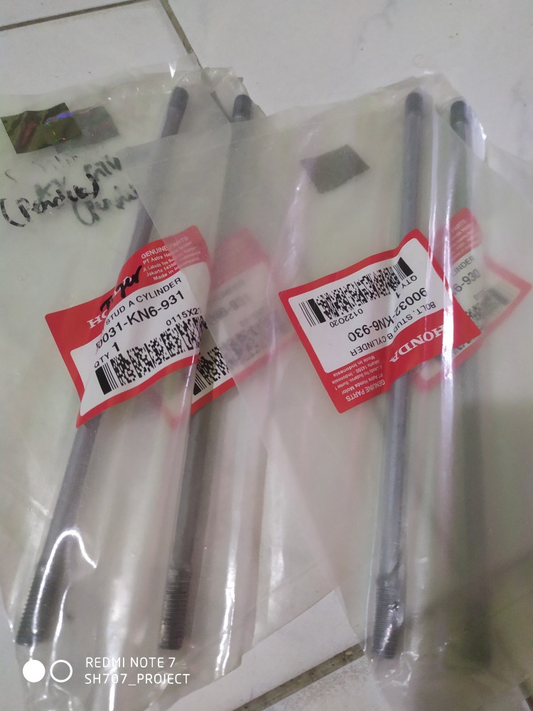 Baut Sunduk Mesin Honda Tiger Set Panjang Pendek