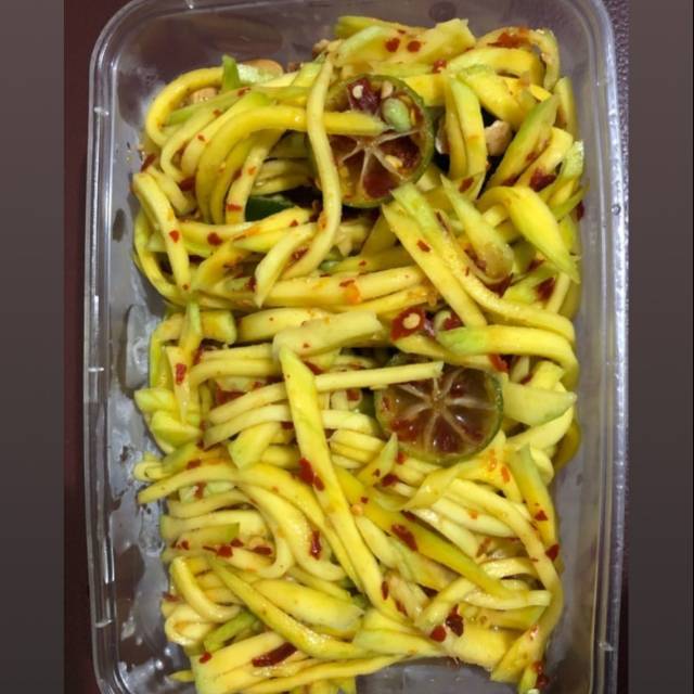 

1 Porsi Salad mangga