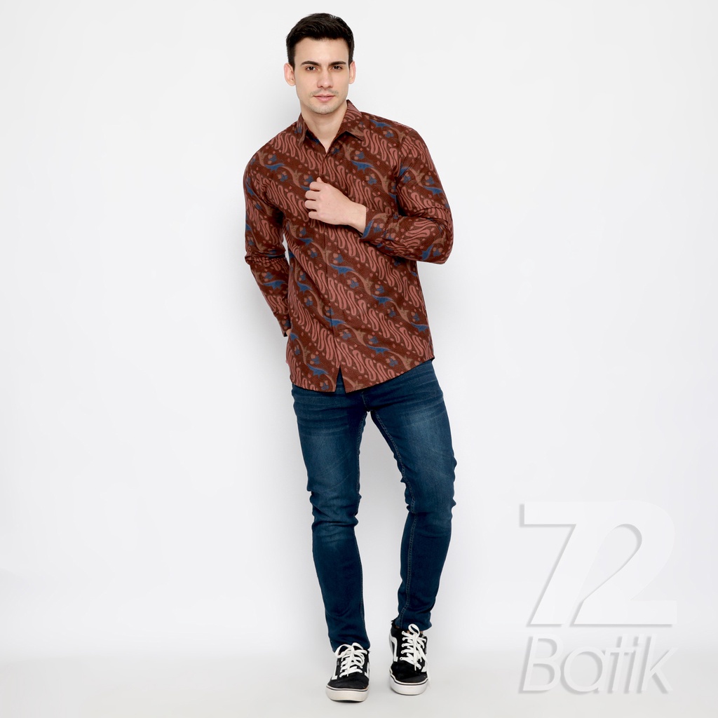 KEMEJA BATIK PRIA Slimfit Slim Fit Lengan Panjang Premium Warna Coklat Cokelat Biru 721090 Cap 72 - Baju Kemeja Atasan Pakaian Setelan Batik Pria Cowok Laki Laki Remaja Keluarga Kantor Lengan Panjang Modern Slimfit Slim Fit Premium Kekinian