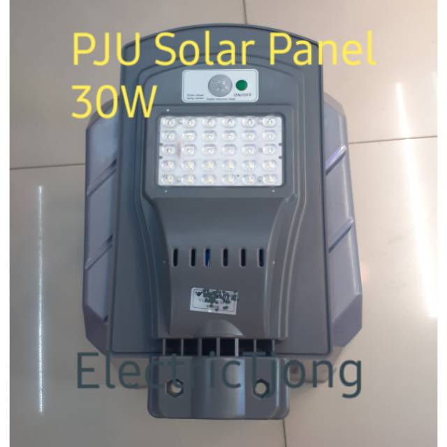 Lampu Jalan PJU Solar Panel 30 Watt (Cahaya Putih) Outdoor / Lampu Jalan PJU Solar Cell 30W