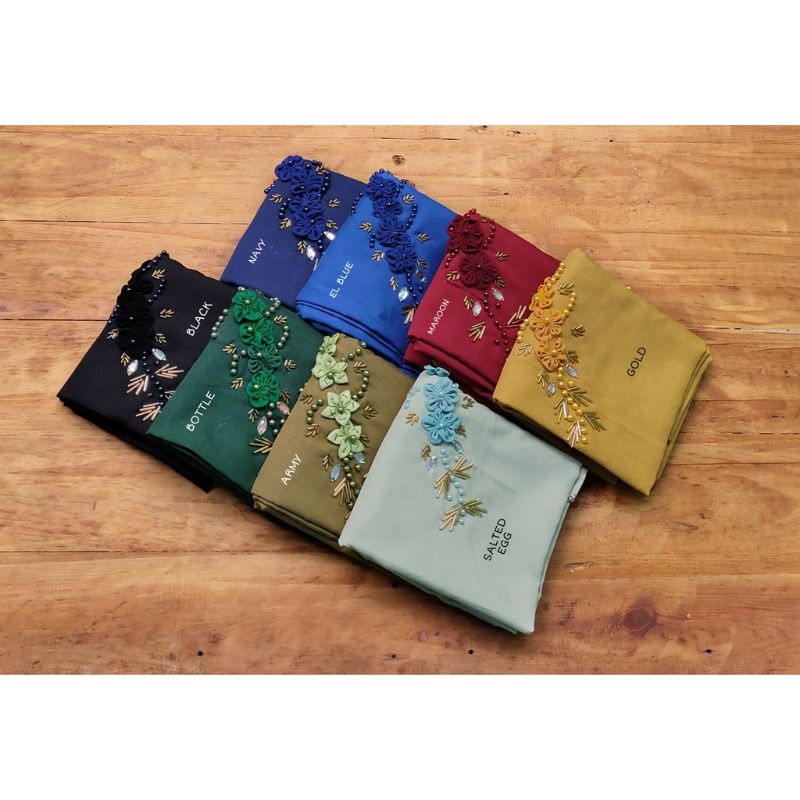 Hijab Segi Empat Voal Warna Maroon Payet Bunga Mutiara Permata