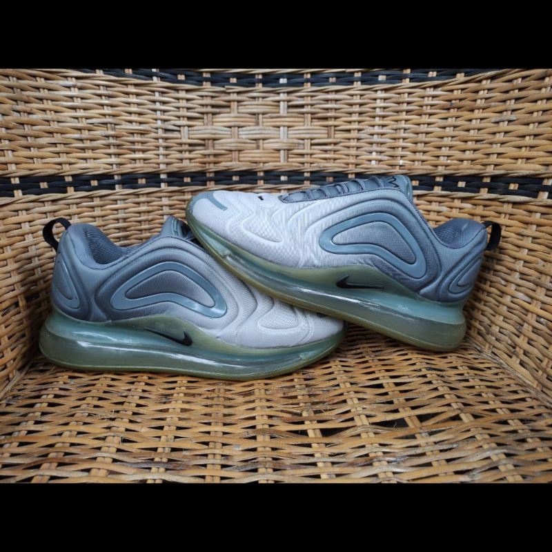NIKE AIR MAX 720 CARBON GREY