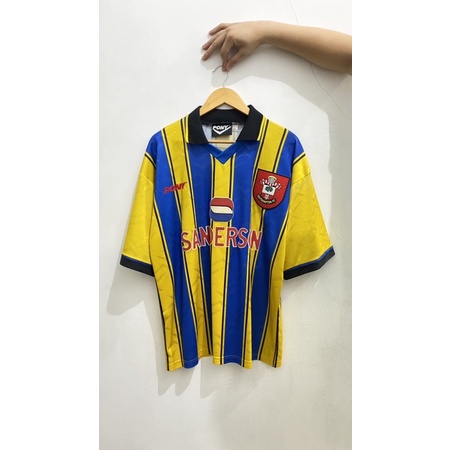 jersey RARE SOUTHAMPTON FOOTBALL AWAY SHIRT