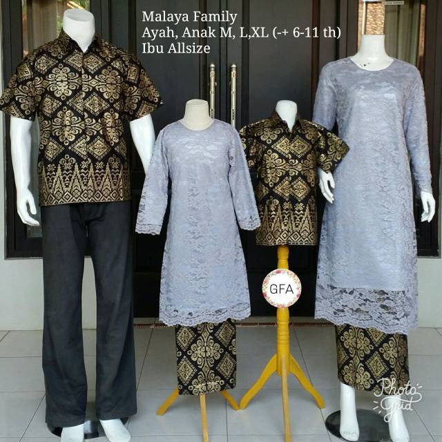 Kebaya couple keluarga malaya, couple family