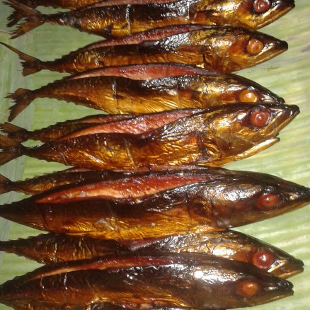 

Ikan salem asap