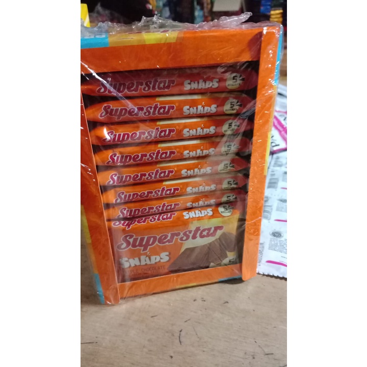 Superstar Snaps Box isi 12 pcs x 28gr