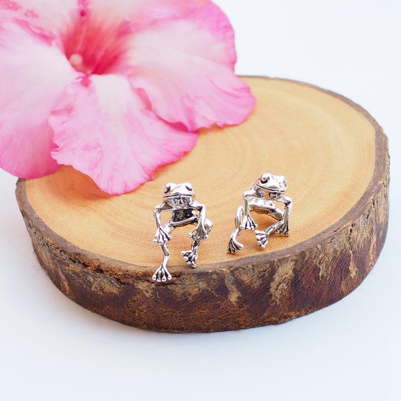 Fancyqube Anting Stud S925 Sterling Silver Bentuk Katak Kecil Warna Emas Untuk Wanita