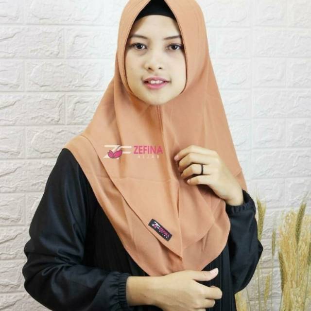 Khimar Hesti