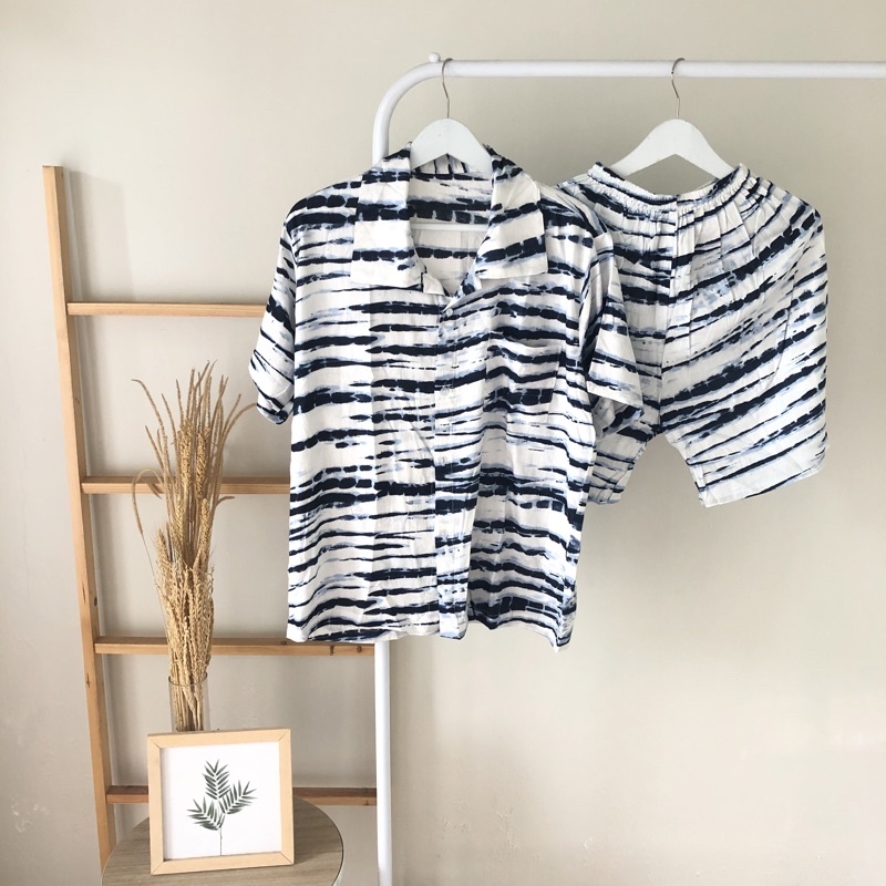 hirafa - One Set Setelan Atas Bawah Full Kancing / Baju Santai Tie Dye / Baju Wanita Pria-Stripe - Hitam