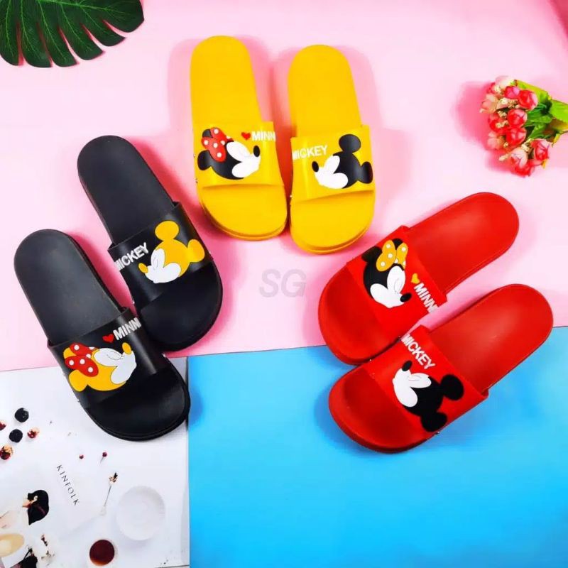 Sandal karet wanita / sendal slop Karakter Mickey minnie