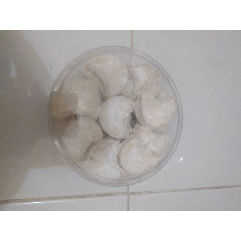 

KUE PUTRI SALJU 250 gram KUE LEBARAN KUKER MURAH KUE PUTRI SALJU MURAH