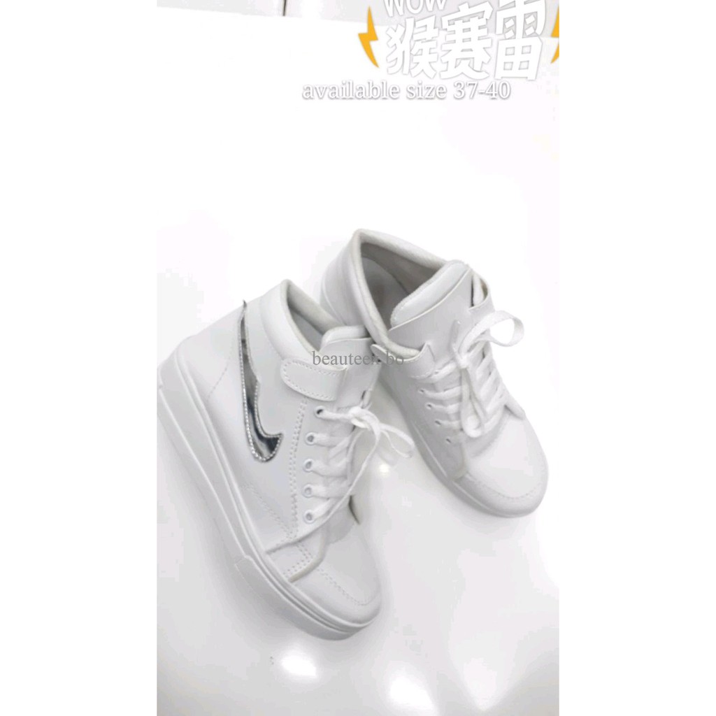 SALE Sepatu Kets Boots Wanita Nike Putih List Silver Replika