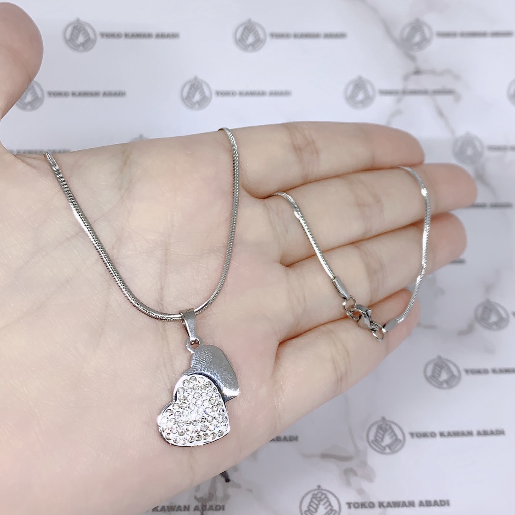 Titanium Silver Kalung Perhiasan Fashion Wanita Liontin Permata Love *37