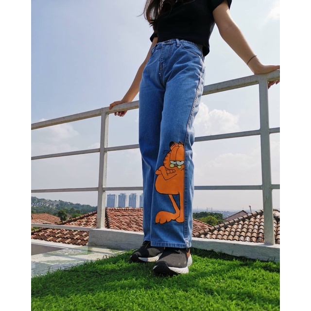 Celana Jeans wanita highwaist kulot garfield (hand painted jeans)