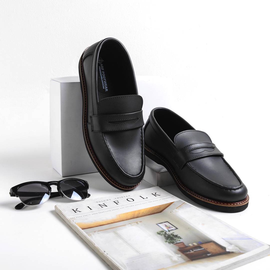 ALPINE BLACK ORIGINAL x ARF Sepatu Loafers Hitam Pria Slip On Formal Casual Kerja Kantor Slop Resmi Kantoran Pesta Kondangan Selop Jalan Santai Hangout Kuliah Penny Loafer Semi Kulit Premium Footwear Big Size Jumbo Ukuran Besar 44 Keren Terbaru Kekinian