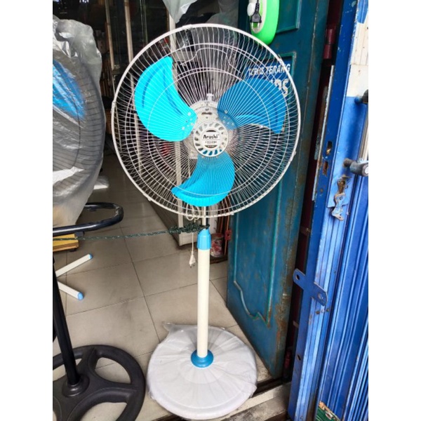 Kipas Angin Arashi Cyclone AR-118-SF 18 INCI