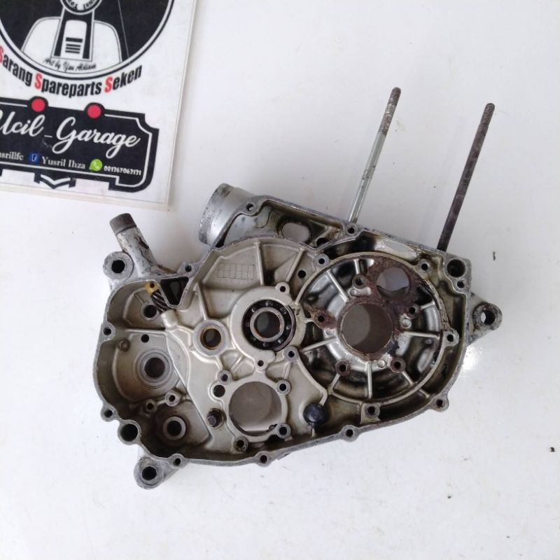 CRANKCASE KANAN SUZUKI TRS KRENGKES KANAN SUZUKI TRS SEKEN ASLI ORIGINAL