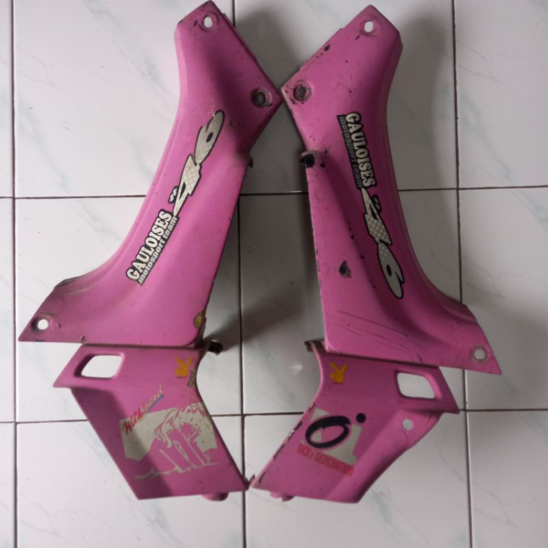kepangan sayap dalam cover body sayap dalam leksil legshield kontak yamaha alfa champ original copot
