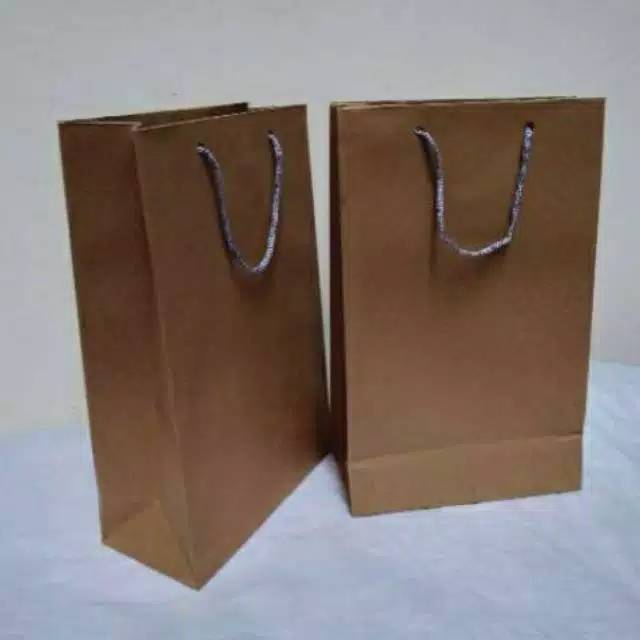 

Paper bag Polos uk (15×8×25) untuk wafer