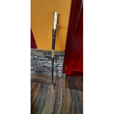 sarung bilah pedang pelayaran