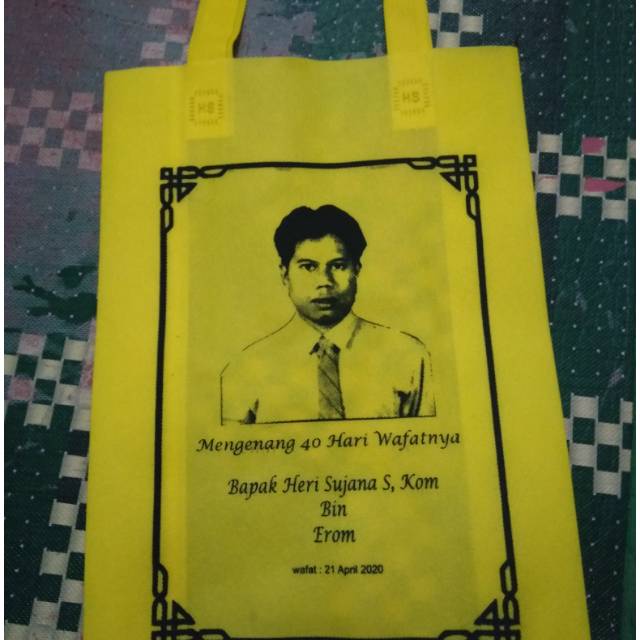 

25×35×8cm Tas Goodie bag/Tas Sablon Soblon Goidiebag/Tas Tahlil/tas Ulang Tahun