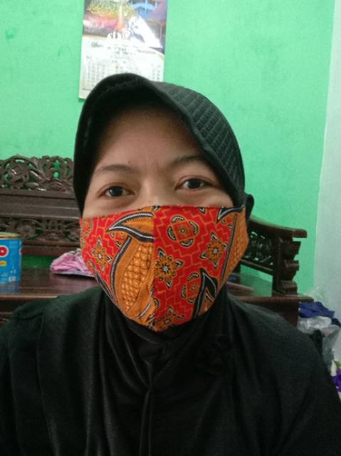 Masker kain batik 3lapis