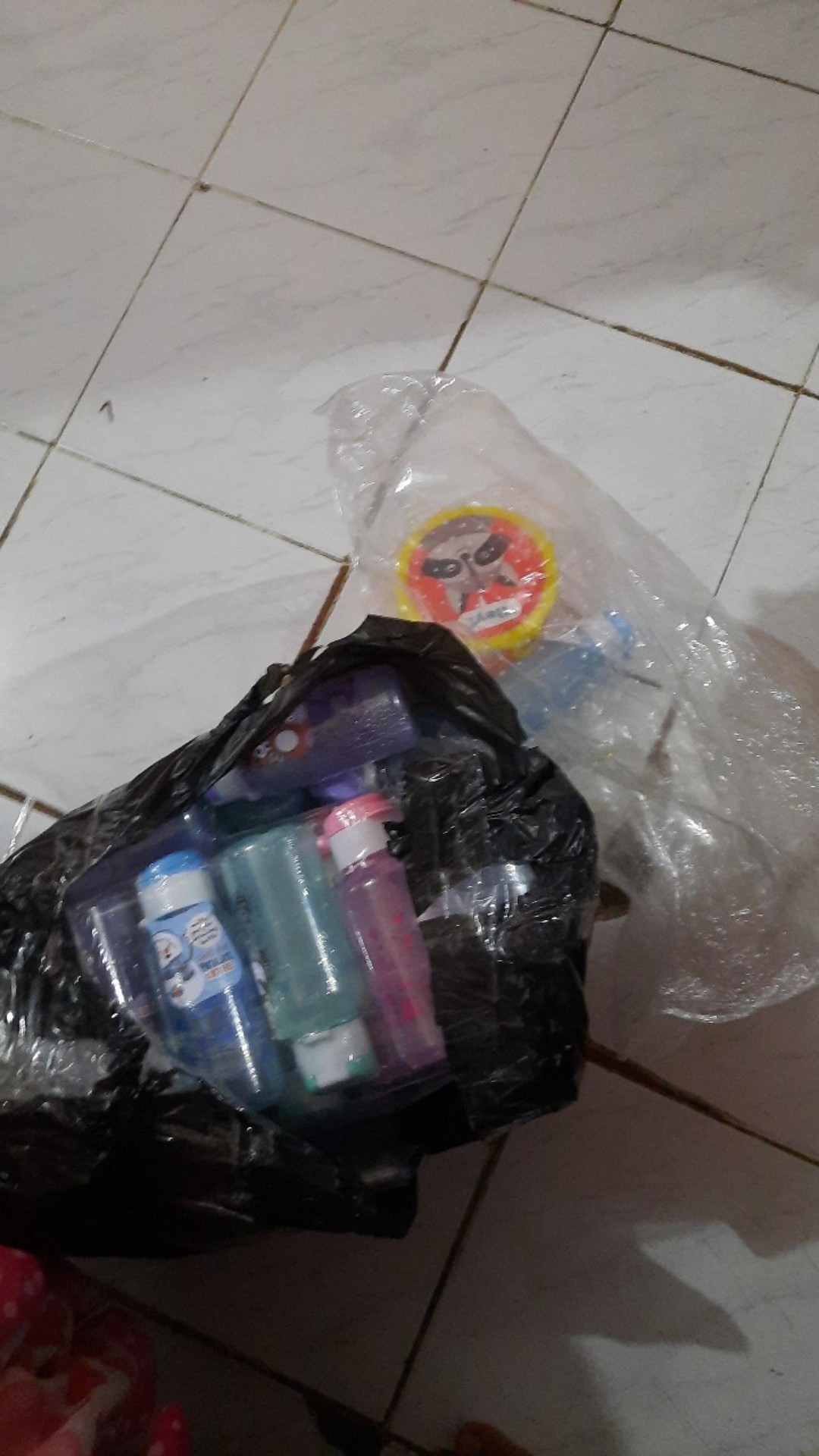 Paket Souvenir Ulang Tahun Bingkisan Anak Kotak Makanbotolminum