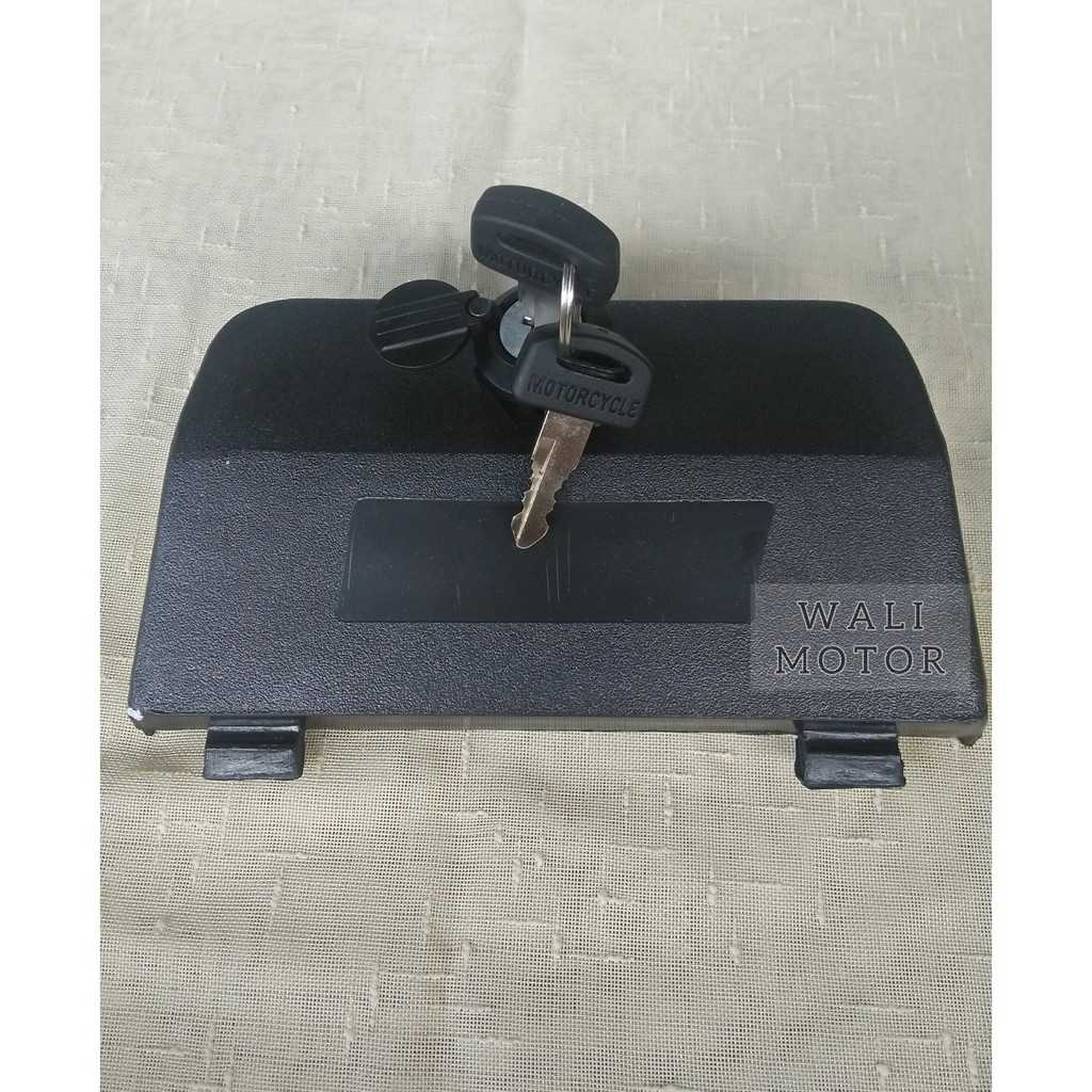 COVER TUTUP TOL BOX  BOK TOLKIT  TOOLKIT  PLUS KUNCI  SADEL JOK BELAKANG   YAMAHA RXK RXKING RX KING-1