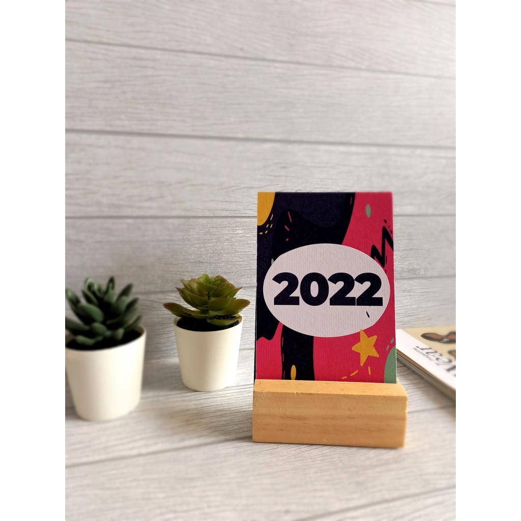 

PAPERIKO | Festive Colors 2022 Calendar / Kalender Meja Duduk | CAL22S - Dengan dudukan