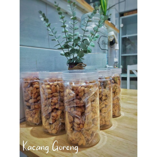 

Kacang goreng kemasan