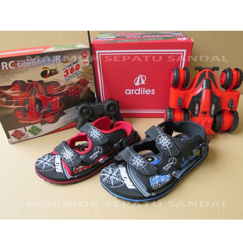 Sandal Gunung Anak Ardiles TAYOTO dan Hadiah Mobil RC 