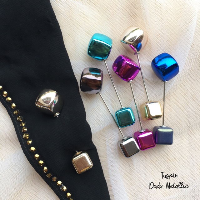 Unik Tuspin Dadu Metallic