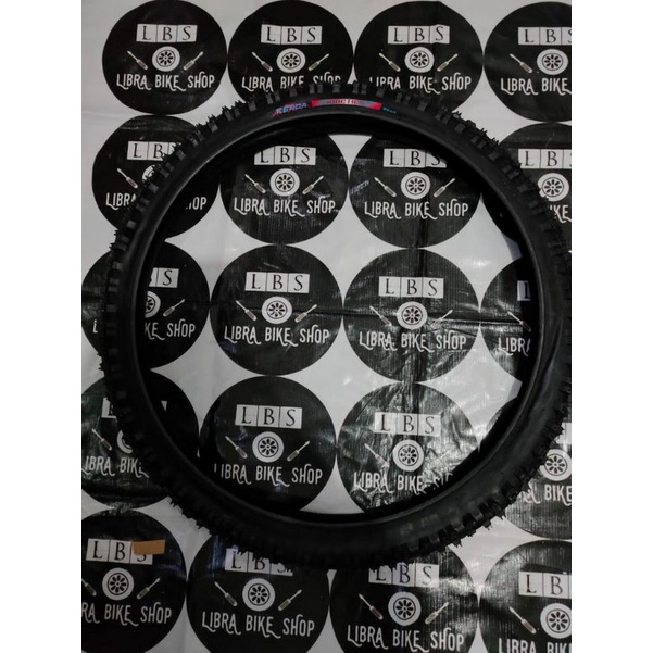 BAN LUAR KENDA KINETICS REAR 26 x 2.35 l BAN LUAR 26 x 2.35 KENDA KINE