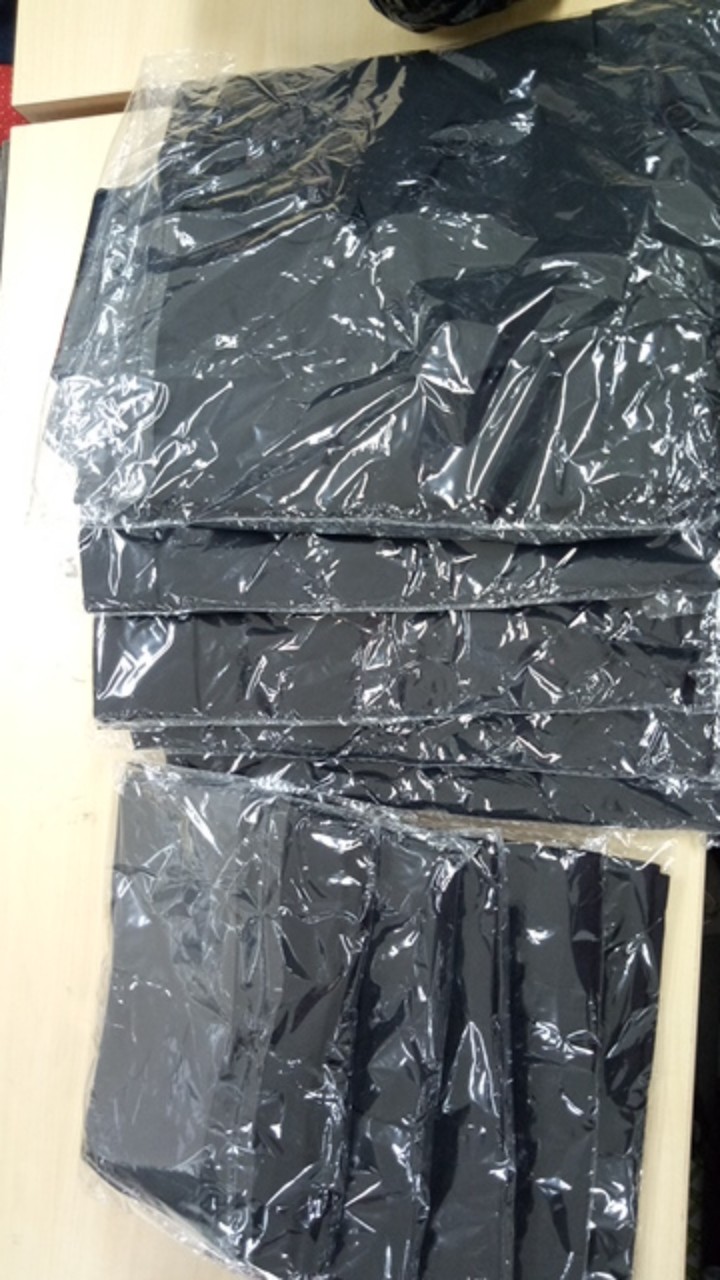 Celemek Apron Cotton Half Mini Maroon Untuk Resto & Cafe