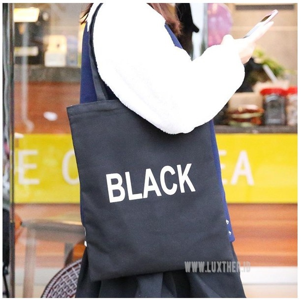 BISA COD TOTEBAGS KPOP /TOP HANDLE BAGS RESLETING TAS SEKOLAH MURAH TAS FASHION PRIA WANITA  TAS JINJING TAS SOVENIR TAS BAHU WANITA TERLARIS TAS SEKOLAH TAS SOUVENIR TAS TRAVELING TOTE KOREA PAPER BAGS GODIE BAGS