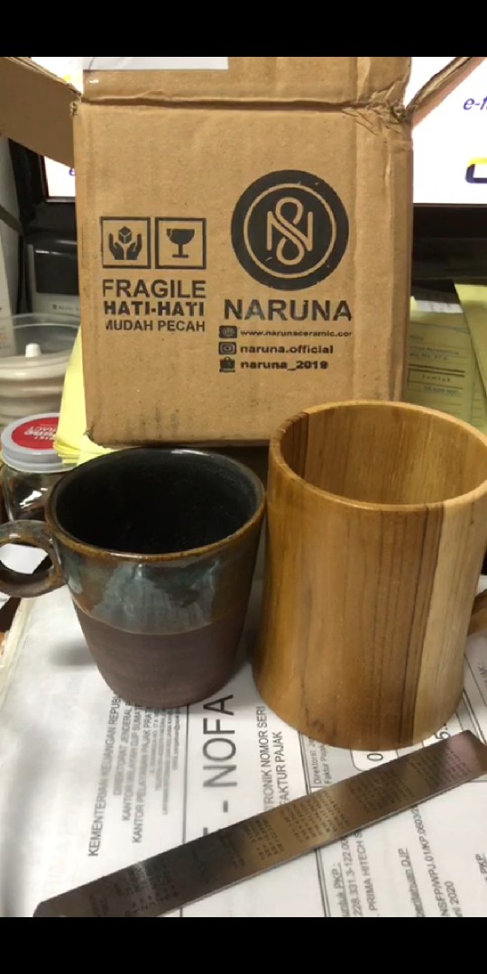 Naruna Cangkir Kayu Jati Asli Dengan Handle Bisa Grafir Satuan