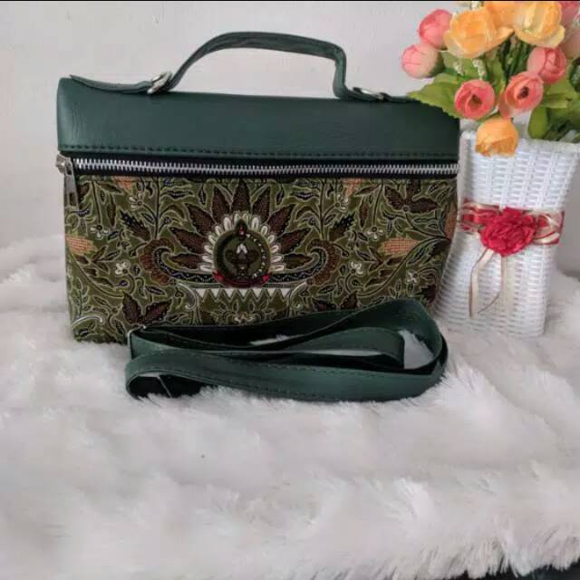 Tas batik persit