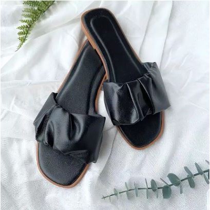 sandal teplek wanita